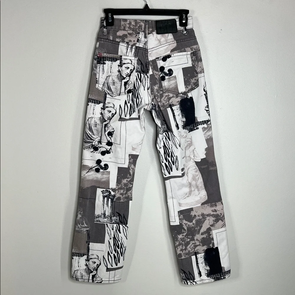 Urban Outfitters BDG High Waisted Cowboy Jeans size 25